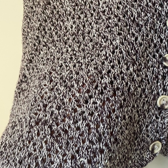 Easy Wear button-up tank or vest - Picture 2 of 6